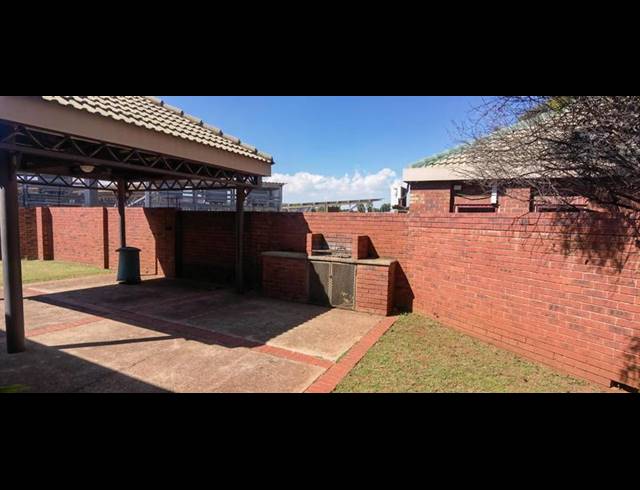 OFFICE PROPERTY TO RENT IN DIE HOEWES